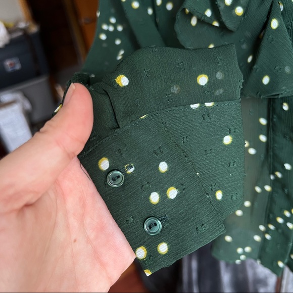 Plumeti shiffon ruffled blouse sz 8 like new - Picture 16 of 17